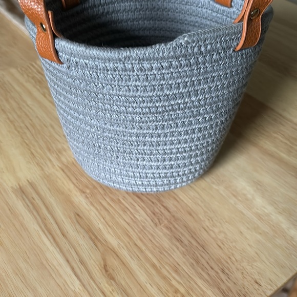 Basket - Picture 3 of 8